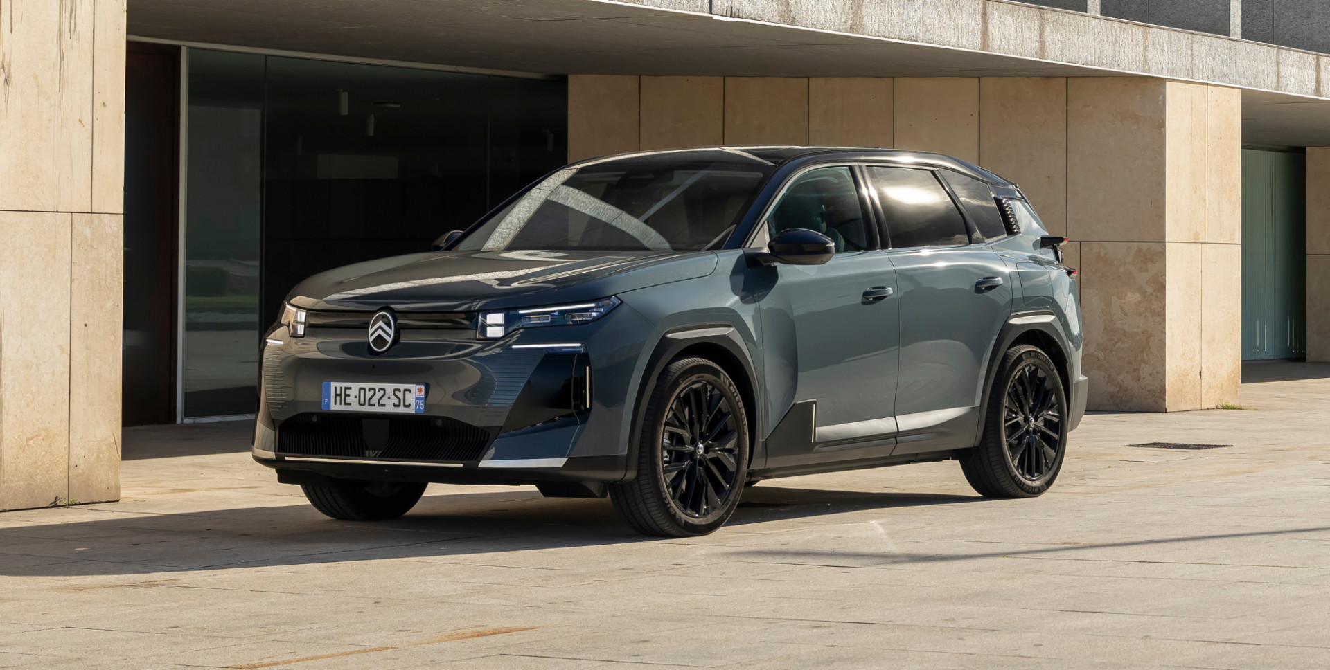 Citroën ë-C5 Aircross - From £79 Per month - 0% APR Offer