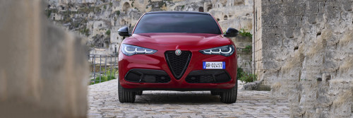 Alfa Romeo Stelvio - £579 Per Month