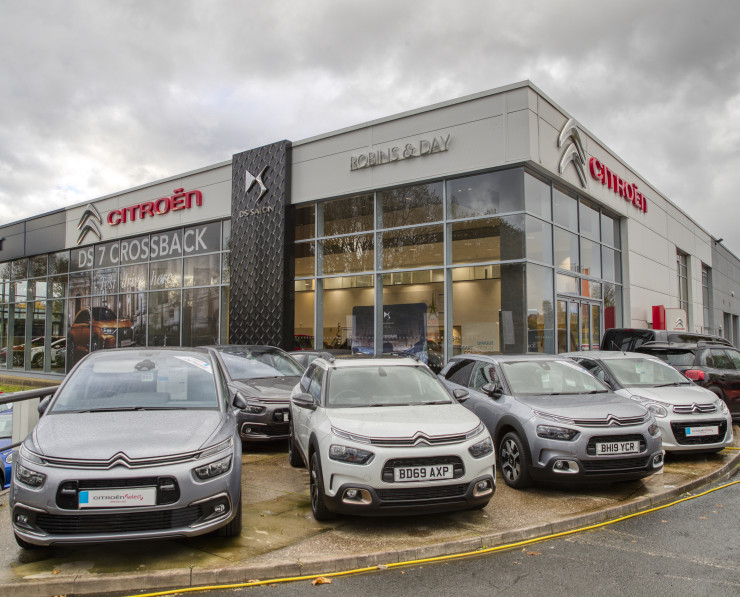 Robins & Day Citroen Birmingham Central