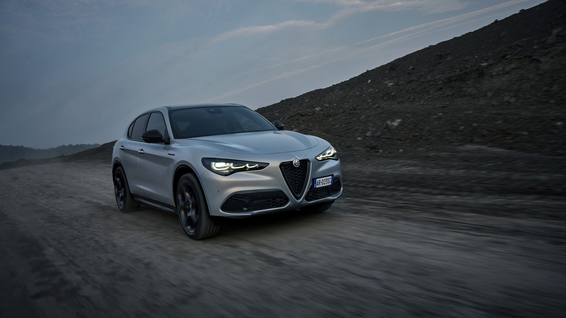 75 Years Of Alfa Romeo All-Wheel Drive: Four-Wheel Drive With A Single ...