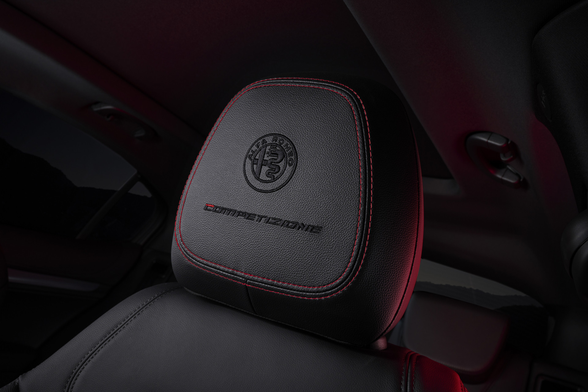 75 Years Of Alfa Romeo All-Wheel Drive: Four-Wheel Drive With A Single Sporty Attitude