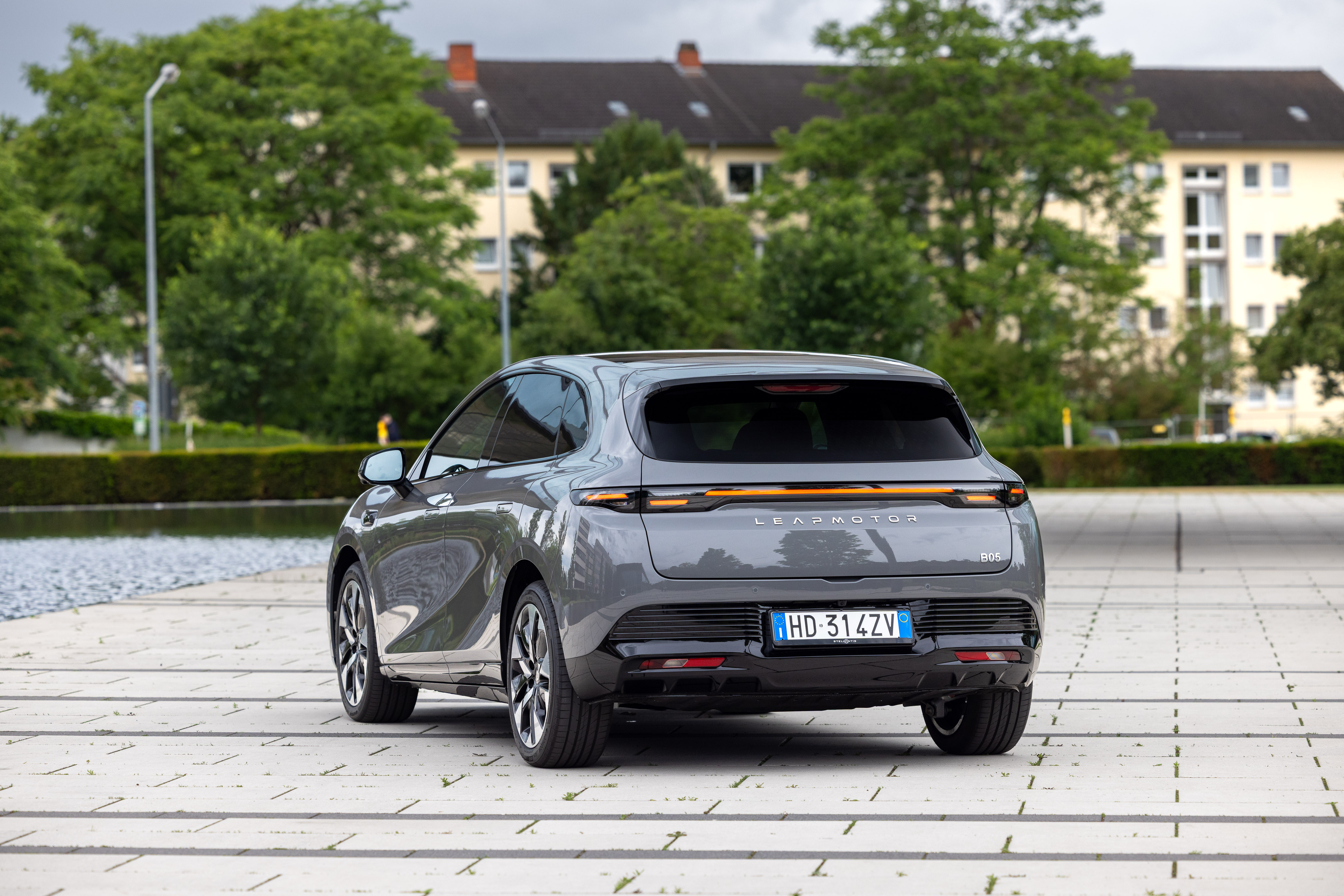 Leapmotor Reveals £28,995 Retail Price for Dynamic New B05 Hatchback