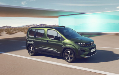 Peugeot has revealed the New Peugeot e-Rifter