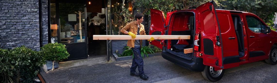 Landscapers Among the UK’s Fittest Trades, with 73% of Tradespeople Describing Themselves as Physically Fit