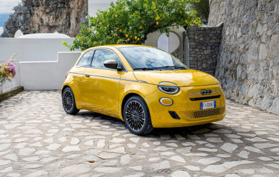 FIAT opens UK orders for new 500 Hybrid